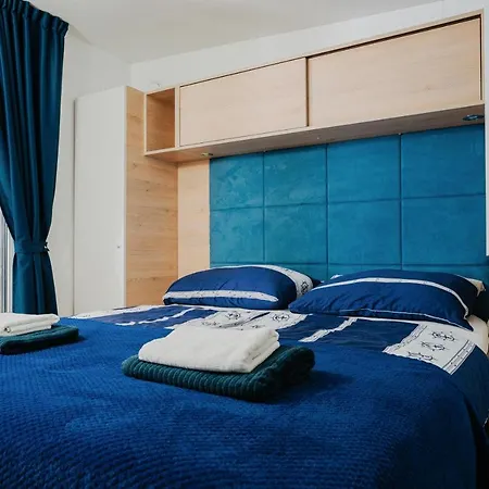 Ehha * Biograd Na Moru