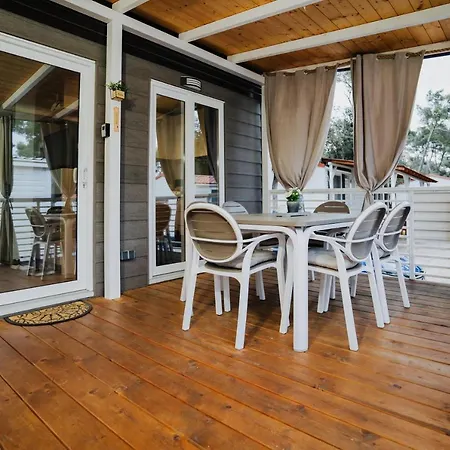 Ehha * Biograd Na Moru